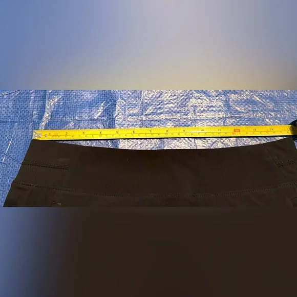 Athleta Size 10 Women’s Black Skirt - Picture 13 of 16